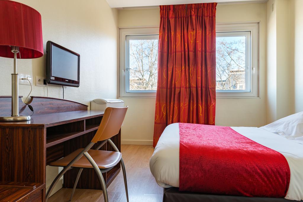 Hotel Icare Тулуза Стая снимка